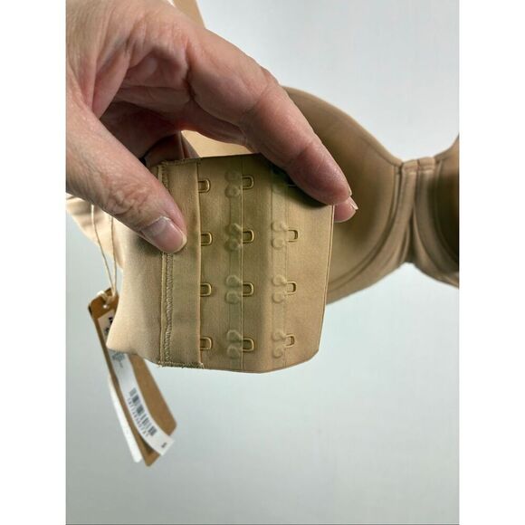 SKIMS NWT Strapless Bra in Clay Size 36D - Picture 6 of 8